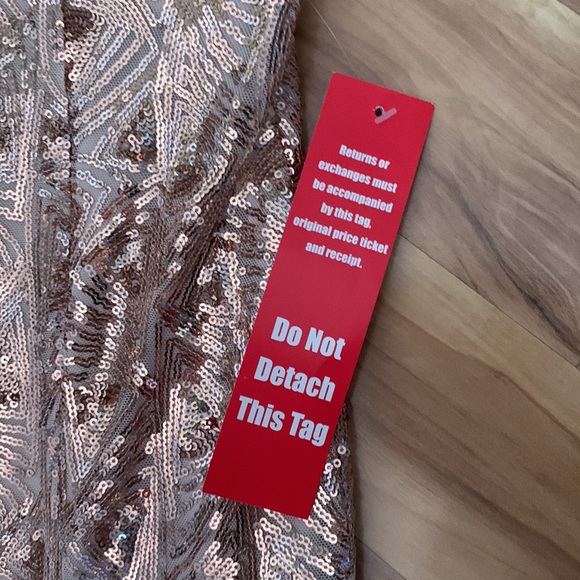 *NWT* Speechless Rose Gold Sequin Prom Dress | Size 5 Junior - Picture 10 of 11